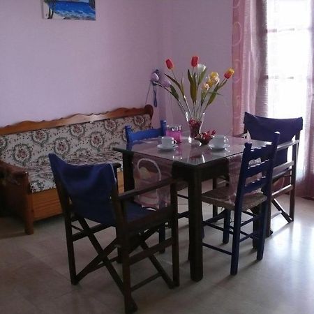 Villa Gambas Beach Studios Kamári Zewnętrze zdjęcie