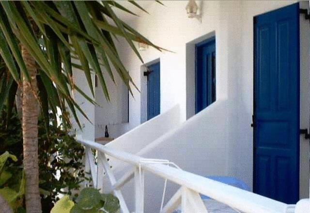 Villa Gambas Beach Studios Kamári Zewnętrze zdjęcie