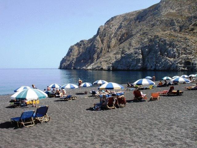 Villa Gambas Beach Studios Kamári Zewnętrze zdjęcie