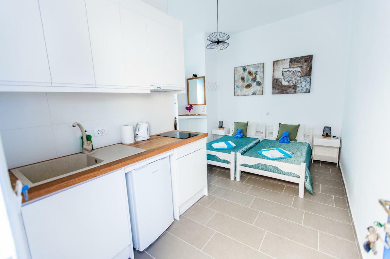 Villa Gambas Beach Studios Kamári Zewnętrze zdjęcie