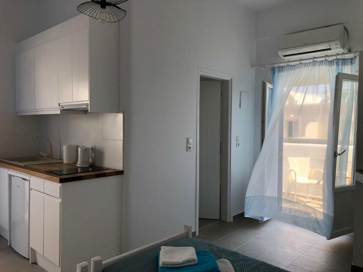 Villa Gambas Beach Studios Kamári Zewnętrze zdjęcie