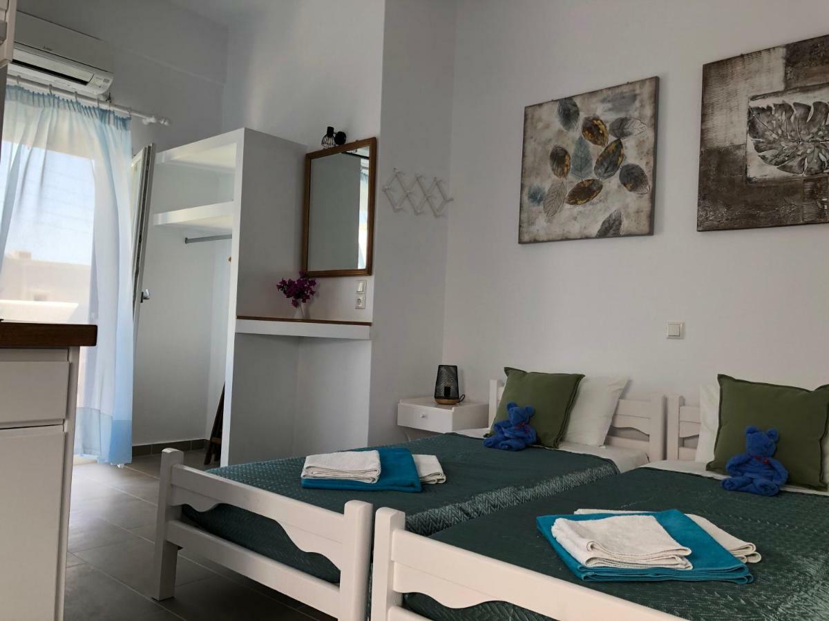 Villa Gambas Beach Studios Kamári Zewnętrze zdjęcie