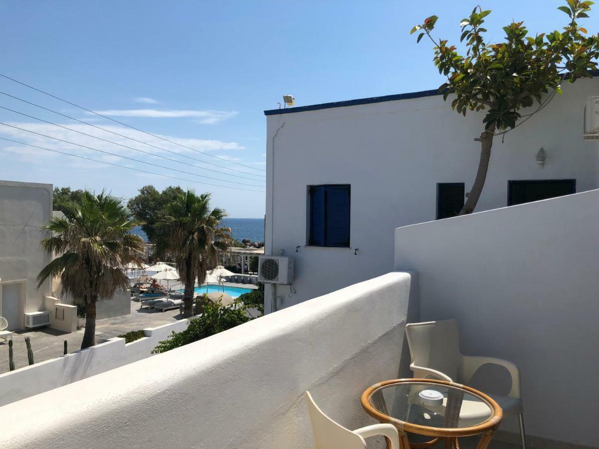 Villa Gambas Beach Studios Kamári Zewnętrze zdjęcie