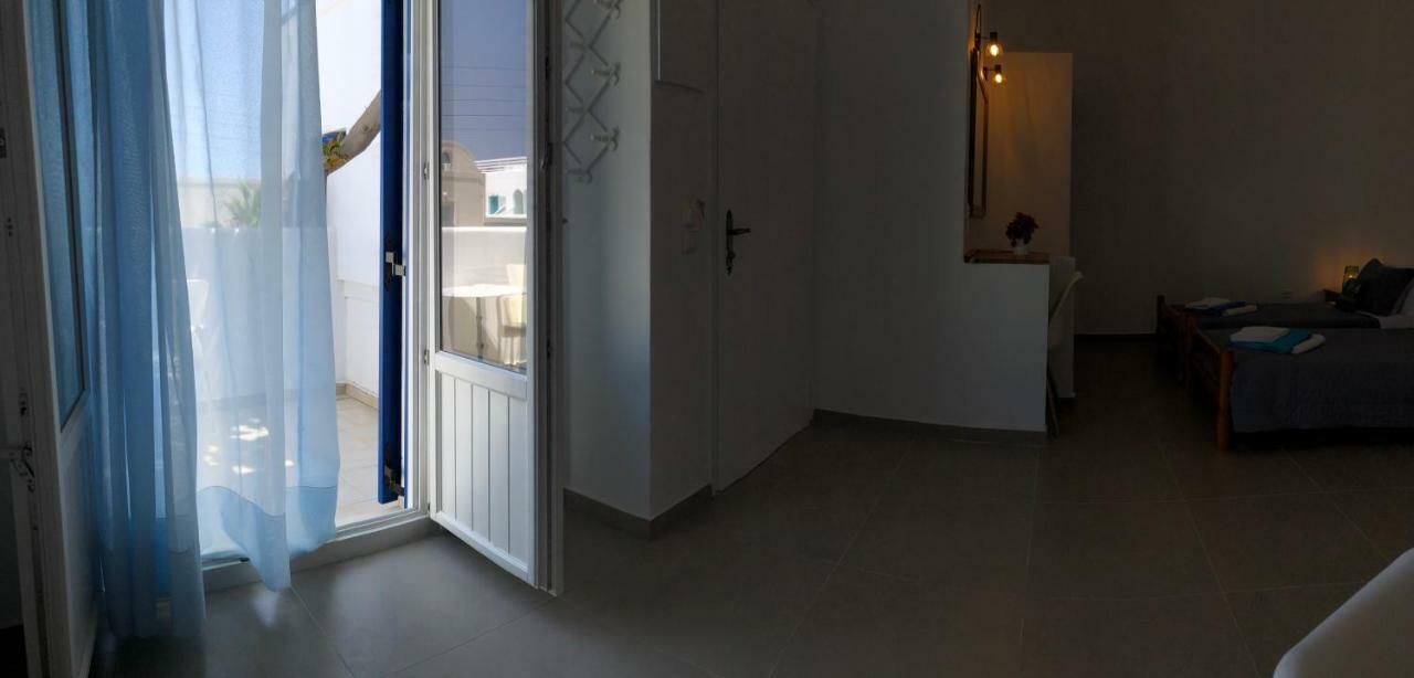 Villa Gambas Beach Studios Kamári Zewnętrze zdjęcie